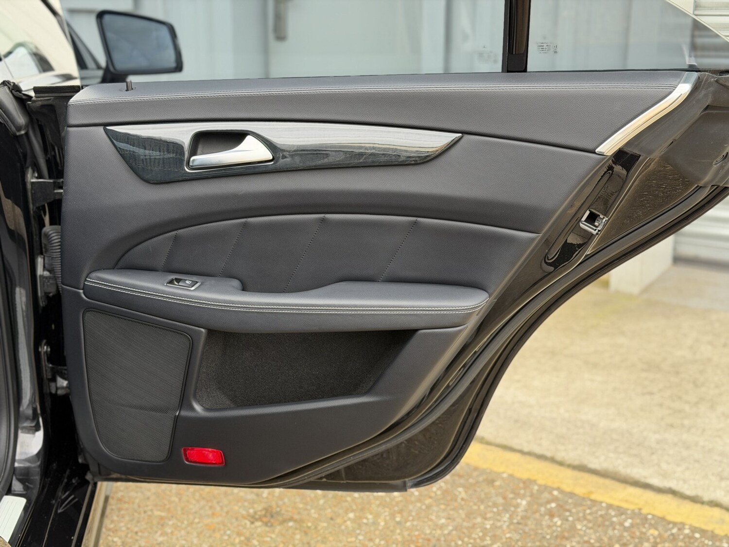 Used Mercedes-Benz CLS 2015 for sale - 77921398: Photo 58