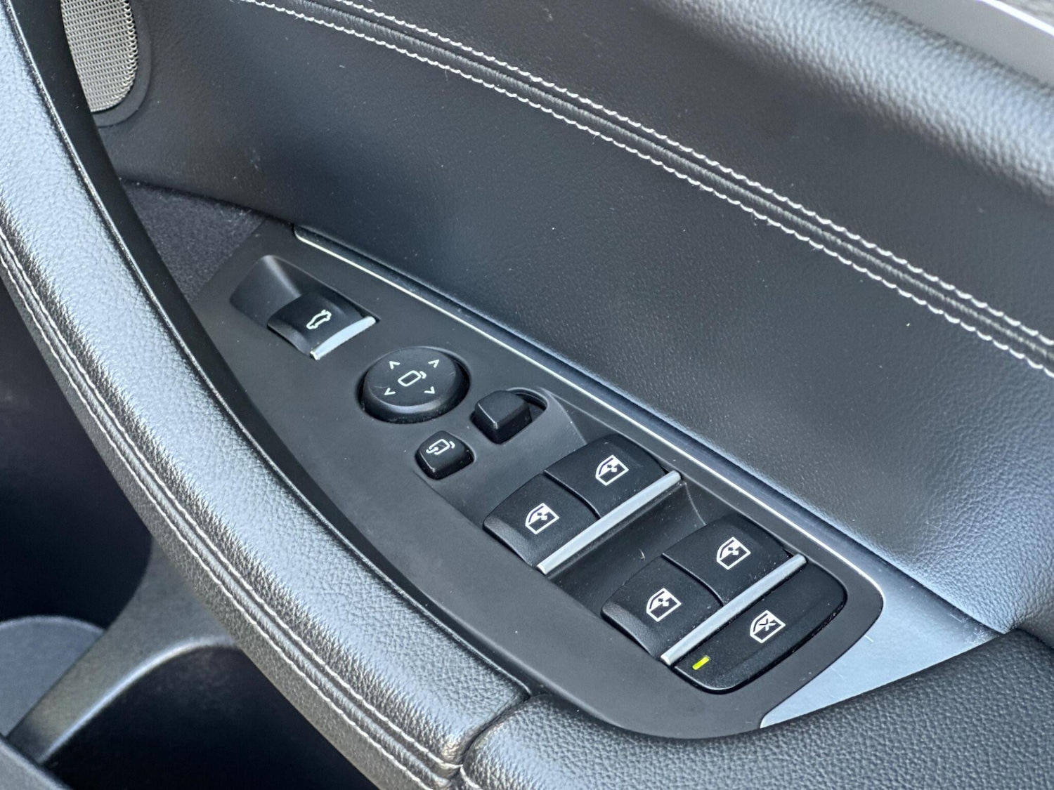 Used BMW X4 2019 for sale - 76201109: Photo 38