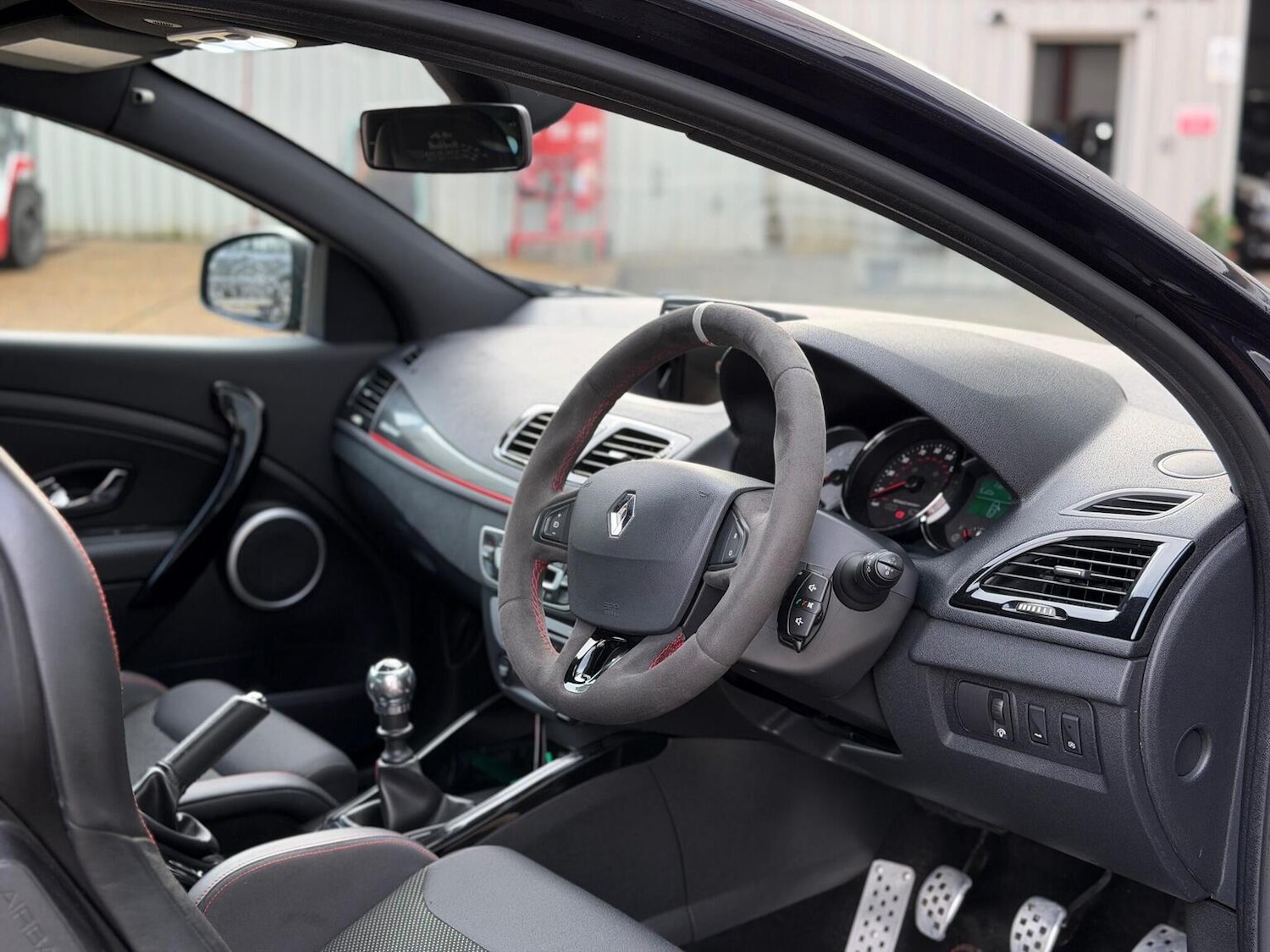 Used Renault Megane 2013 for sale - 76945426: Photo 36