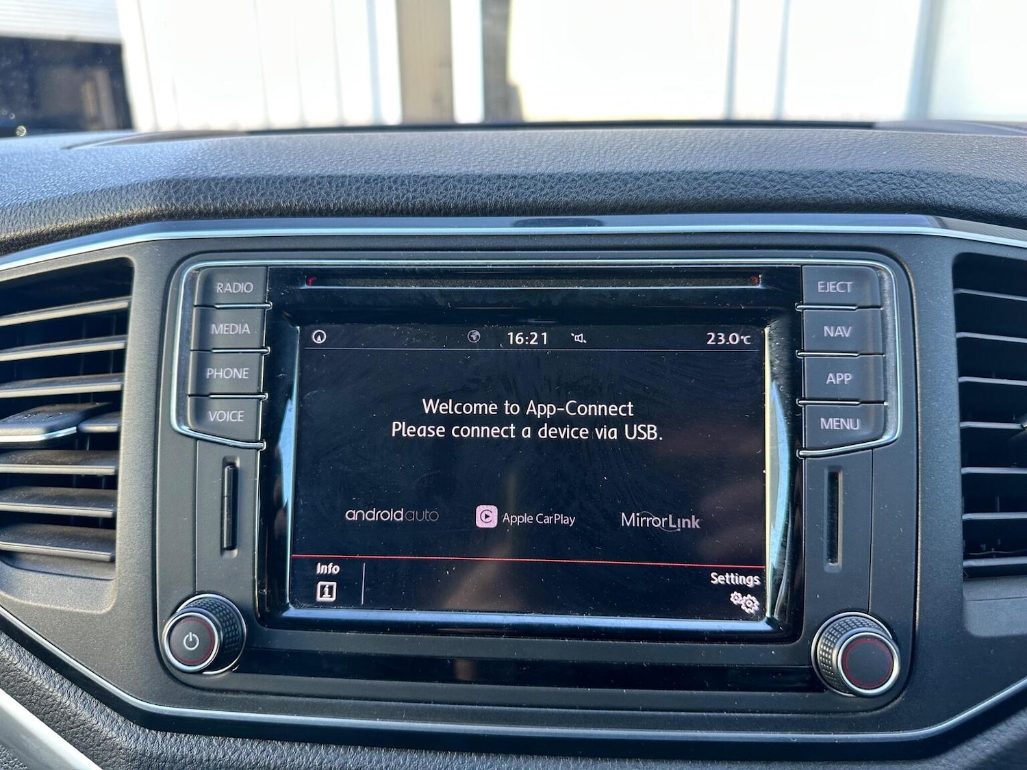 Used Volkswagen Amarok 2020 for sale - 76945422: Photo 51