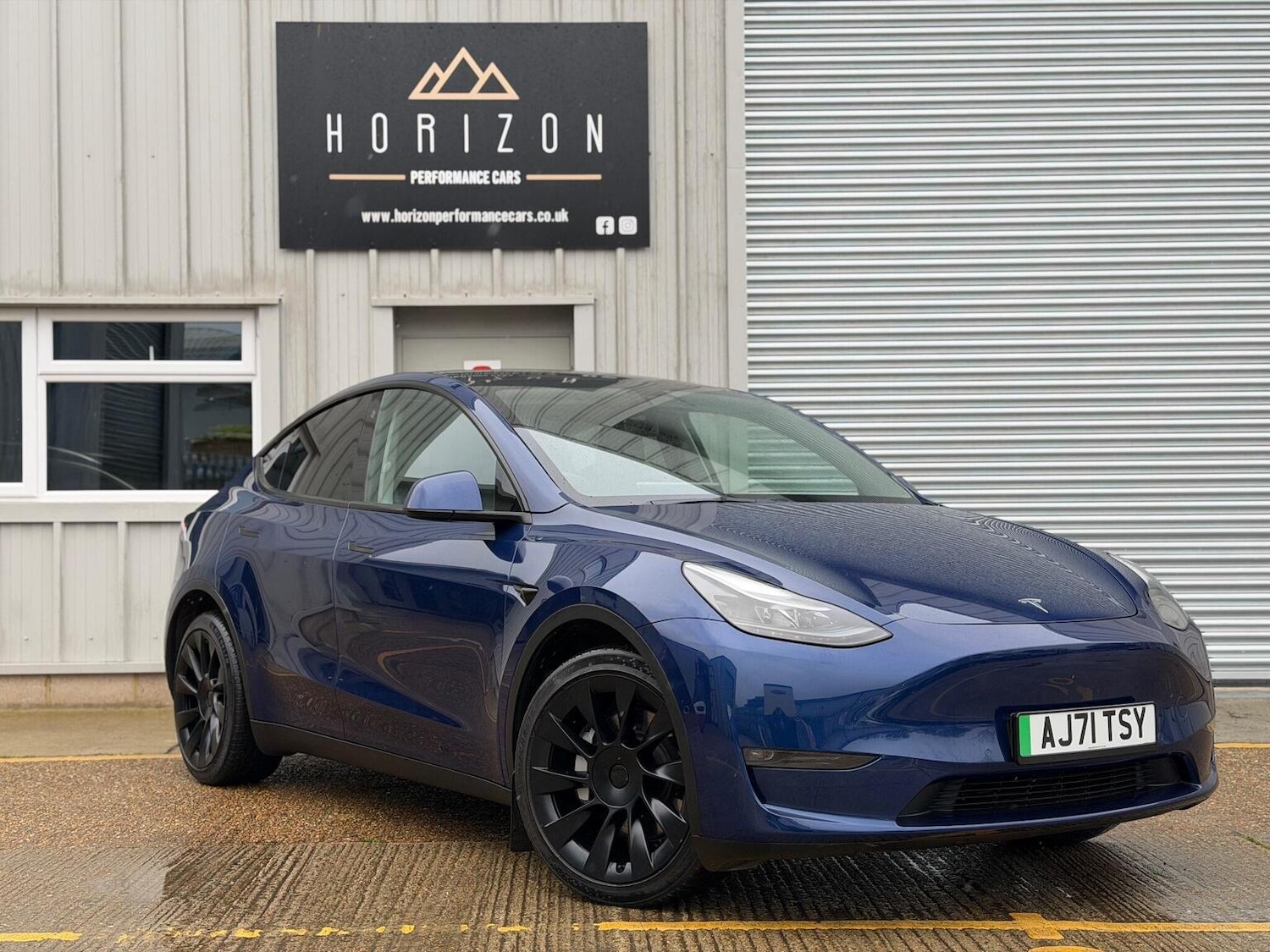 Used Tesla Model Y 2022 for sale - 76945419: Photo 1