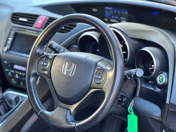 Used Honda Civic 2012 for sale - 76188889: Photo 3
