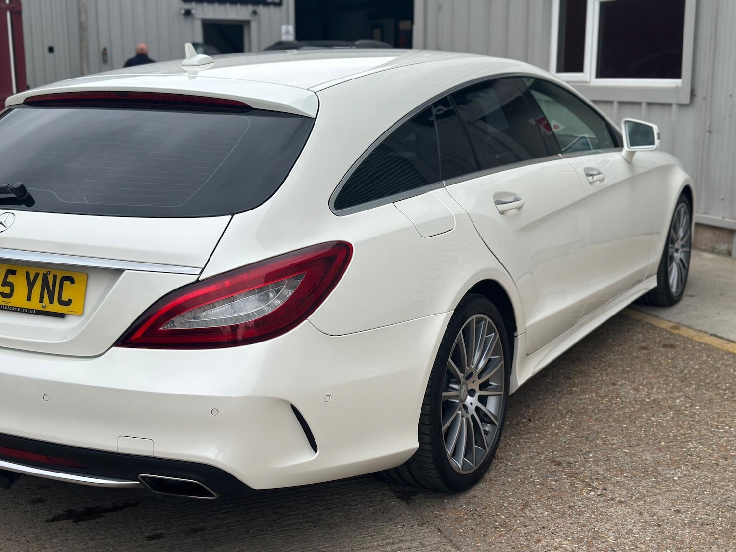 Used Mercedes-Benz CLS 2015 for sale - 76158829: Photo 16