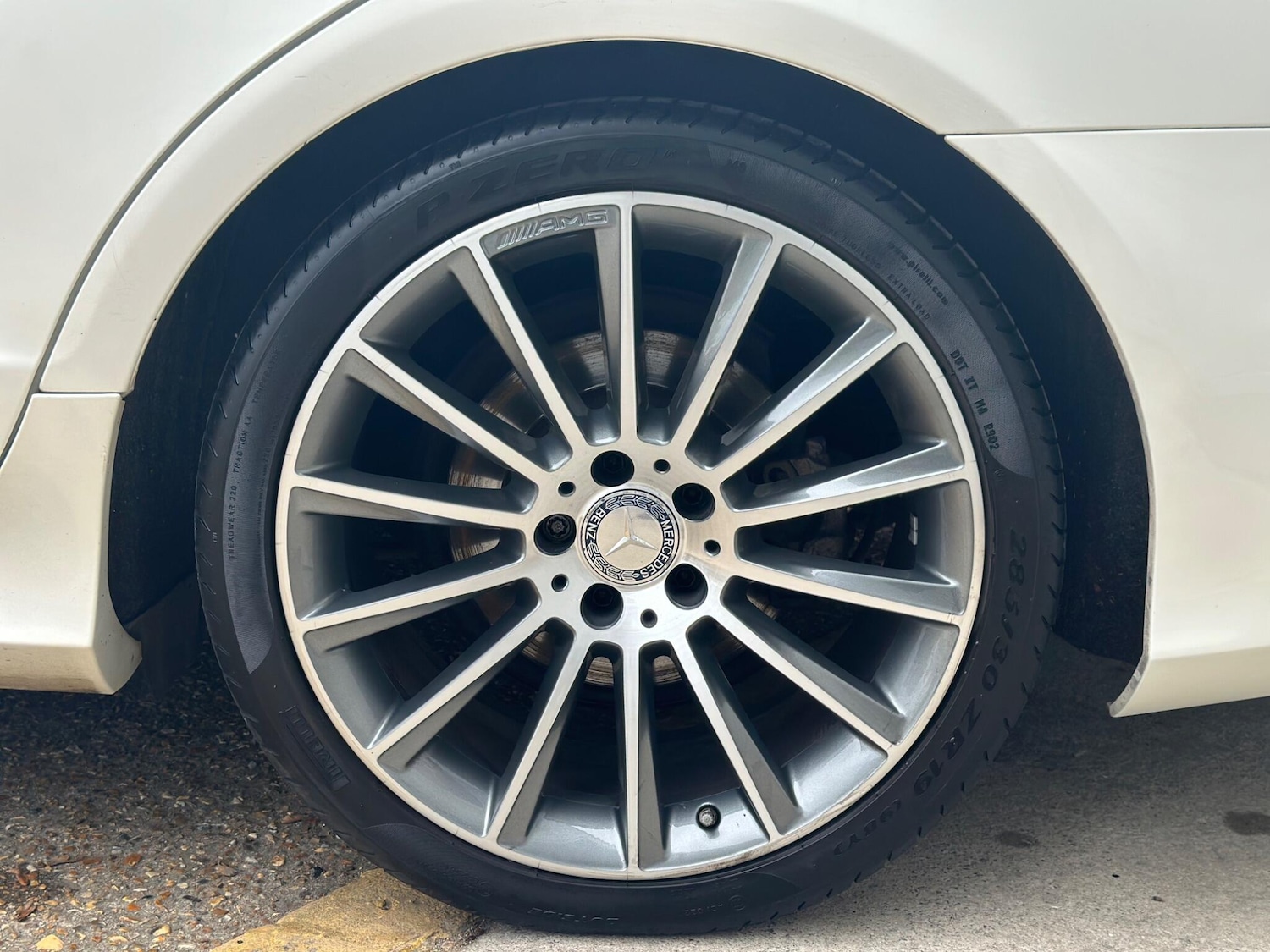 Used Mercedes-Benz CLS 2015 for sale - 76158829: Photo 30