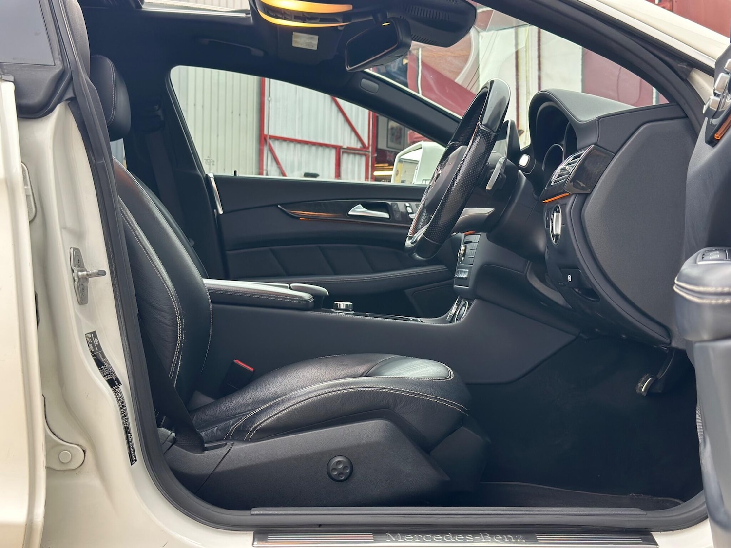 Used Mercedes-Benz CLS 2015 for sale - 76158829: Photo 35