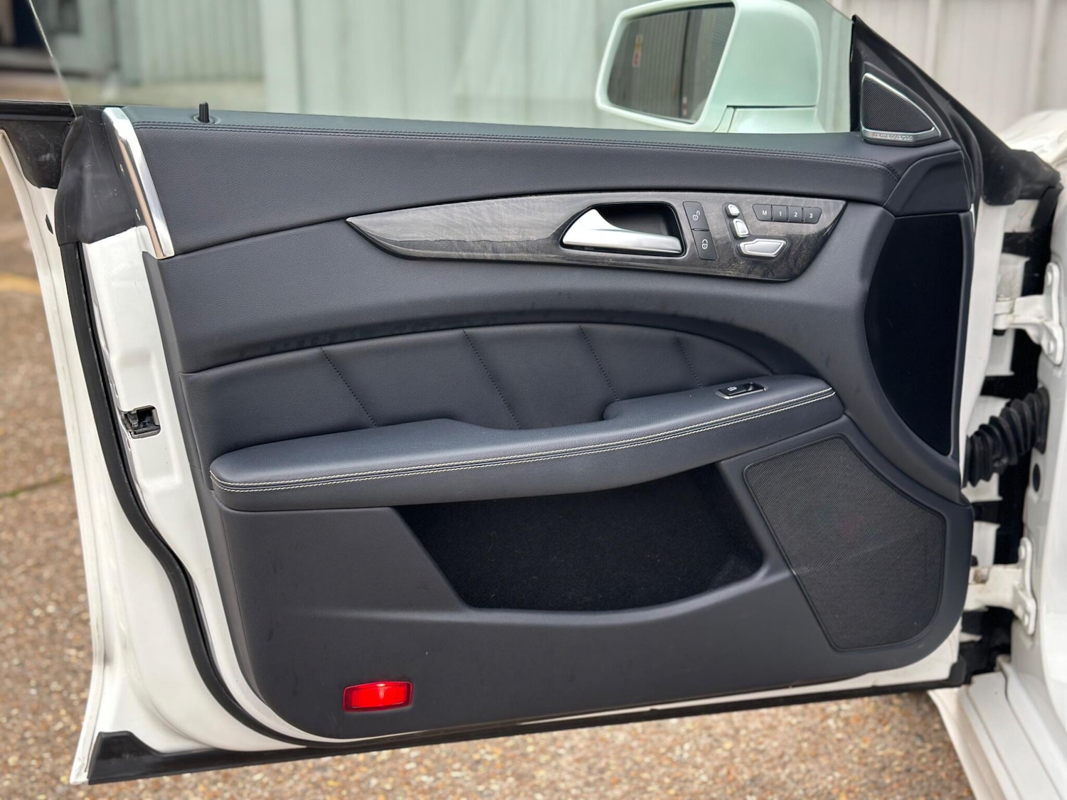 Used Mercedes-Benz CLS 2015 for sale - 76158829: Photo 56