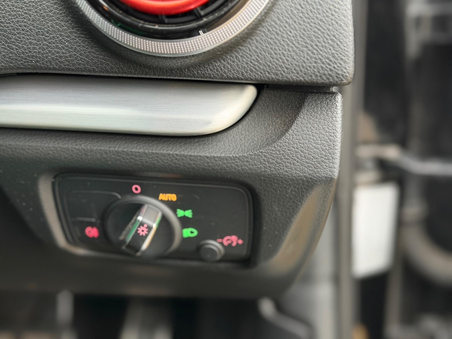 Used Audi A3 2016 for sale - 76633367: Photo 34