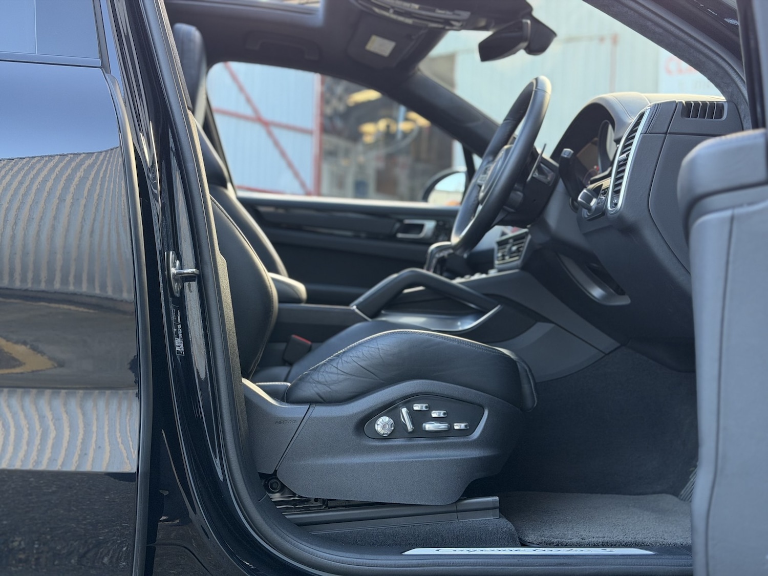 Used Porsche Cayenne 2021 for sale - 77213437: Photo 31