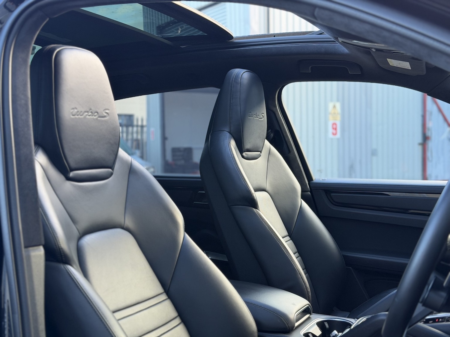 Used Porsche Cayenne 2021 for sale - 77213437: Photo 33