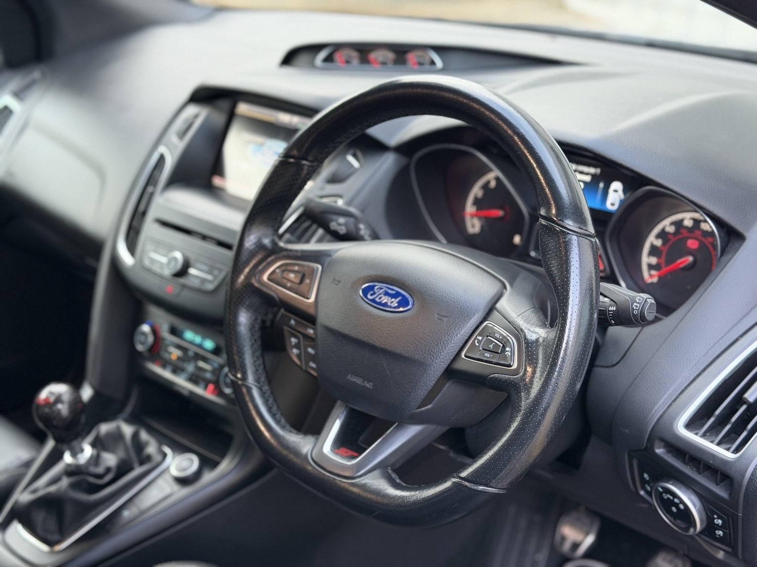 Used Ford Focus 2015 for sale - 77233770: Photo 3