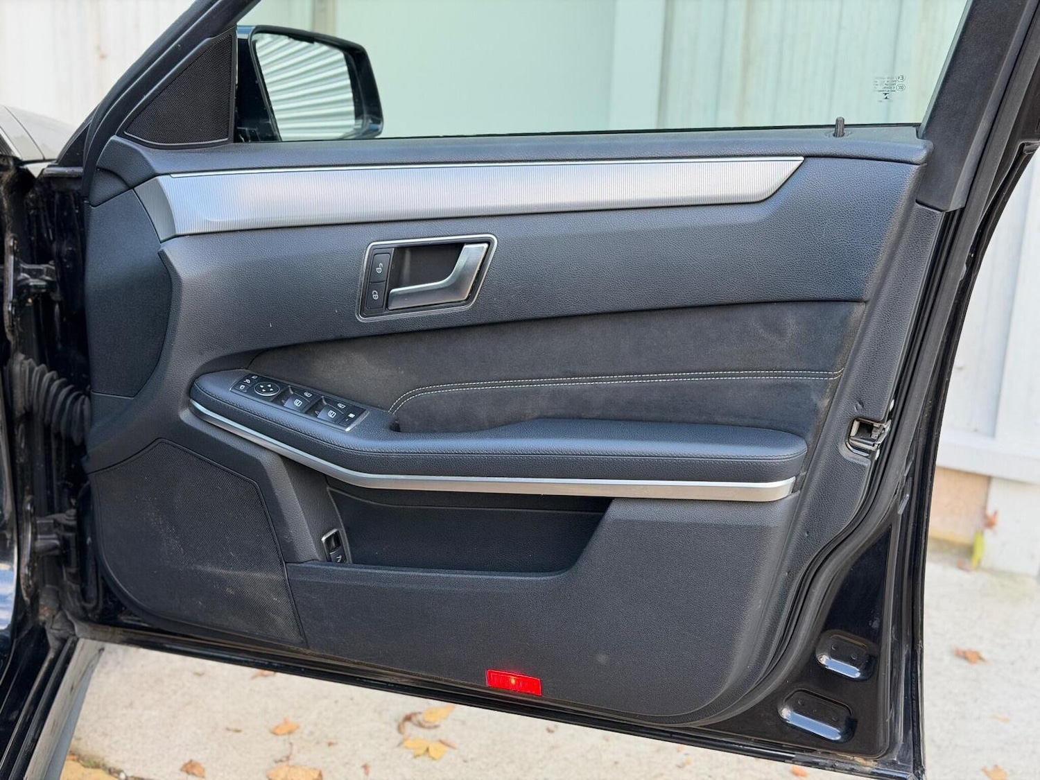 Used Mercedes-Benz E Class 2014 for sale - 77118534: Photo 32