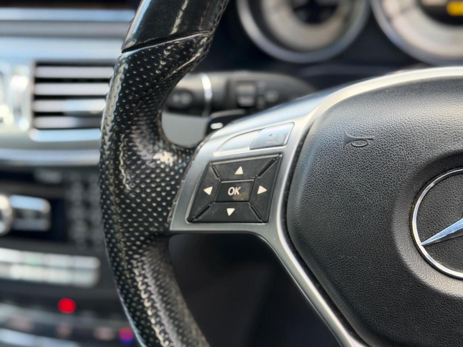 Used Mercedes-Benz E Class 2014 for sale - 77118534: Photo 39