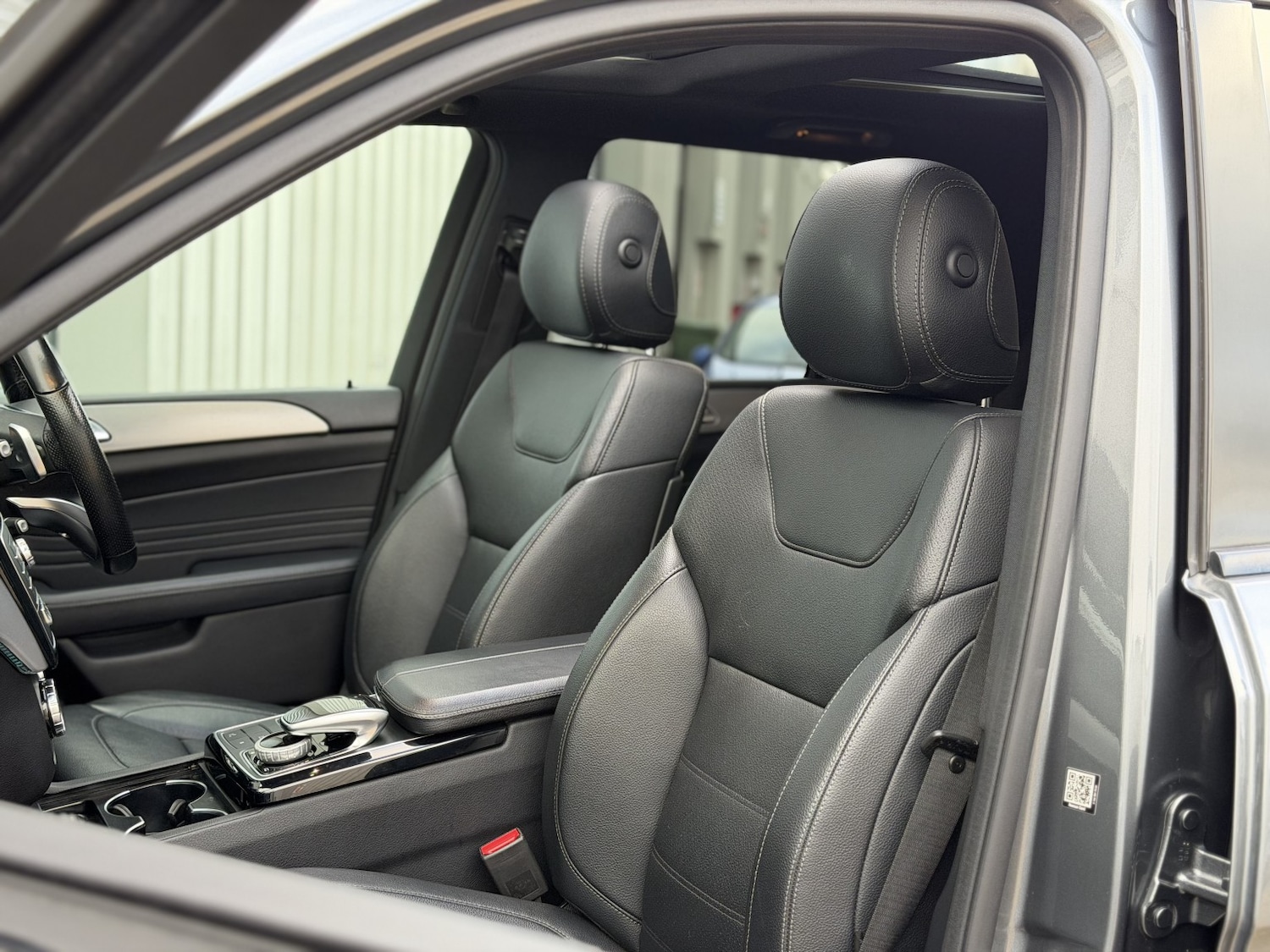 Used Mercedes-Benz GLE 2018 for sale - 76945420: Photo 59