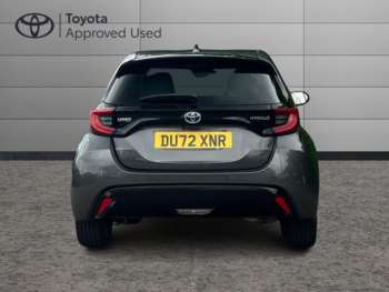 Used Toyota Yaris 2022 for sale - 74944722: Photo