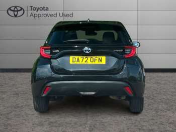 Used Toyota Yaris 2022 for sale - 74611015: Photo
