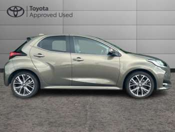 Used Toyota Yaris 2022 for sale - 74799597: Photo