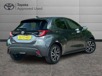 Used Toyota Yaris 2022 for sale - 74899311: Photo