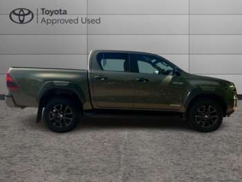 Used Toyota Hilux 2023 for sale - 74477895: Photo