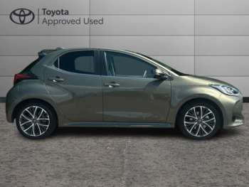 Used Toyota Yaris 2023 for sale - 74848773: Photo
