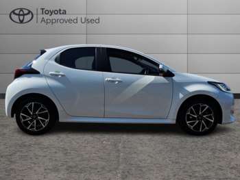 Used Toyota Yaris 2022 for sale - 74726348: Photo