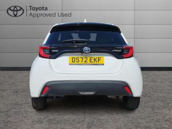 Used Toyota Yaris 2022 for sale - 74726348: Photo