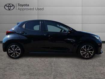 Used Toyota Yaris 2022 for sale - 74712857: Photo
