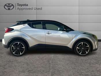 Used Toyota C-HR 2023 for sale - 74777472: Photo