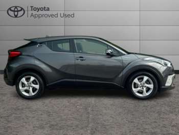 Used Toyota C-HR 2018 for sale - 74934591: Photo