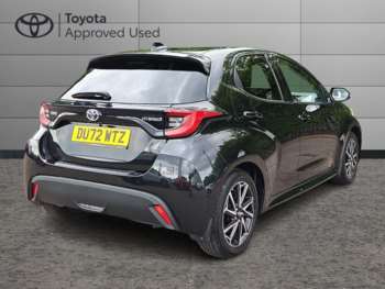 Used Toyota Yaris 2022 for sale - 74700999: Photo