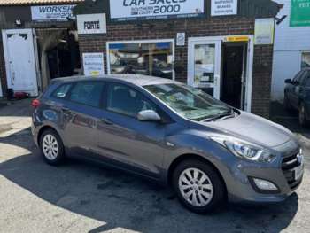 Used Hyundai i30 2015 for sale - 74446395: Photo