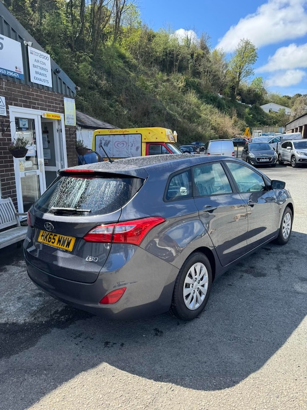 Used Hyundai i30 2015 for sale - 74446395: Photo 3