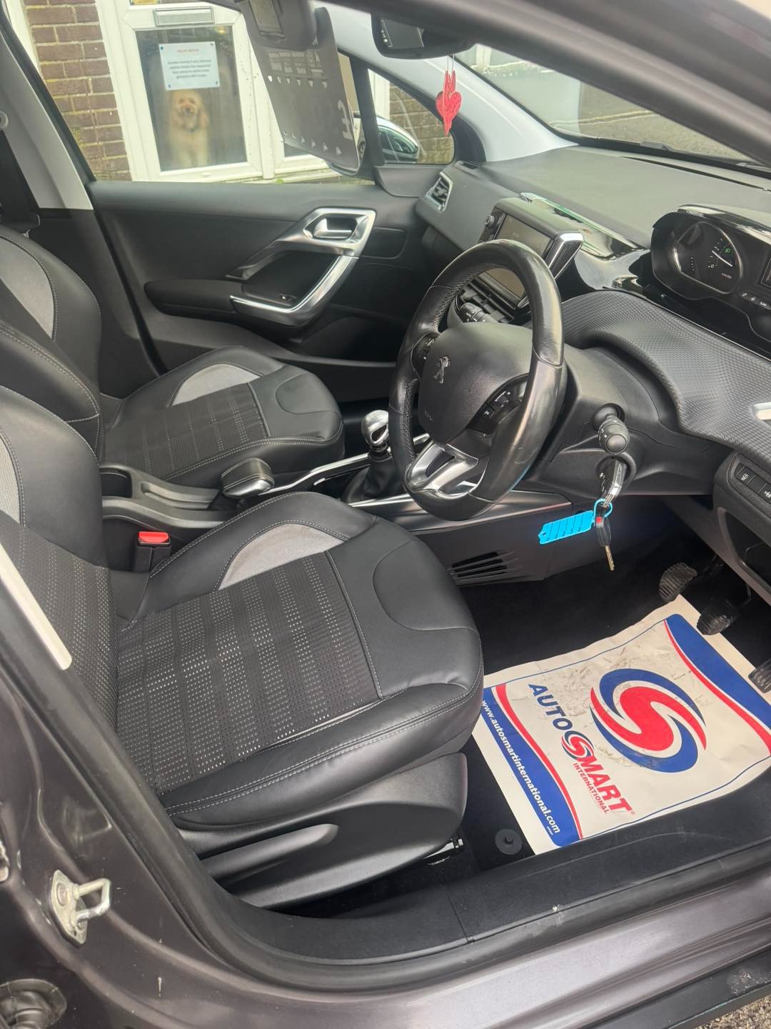 Used Peugeot 2008 2014 for sale - 76919155: Photo 6