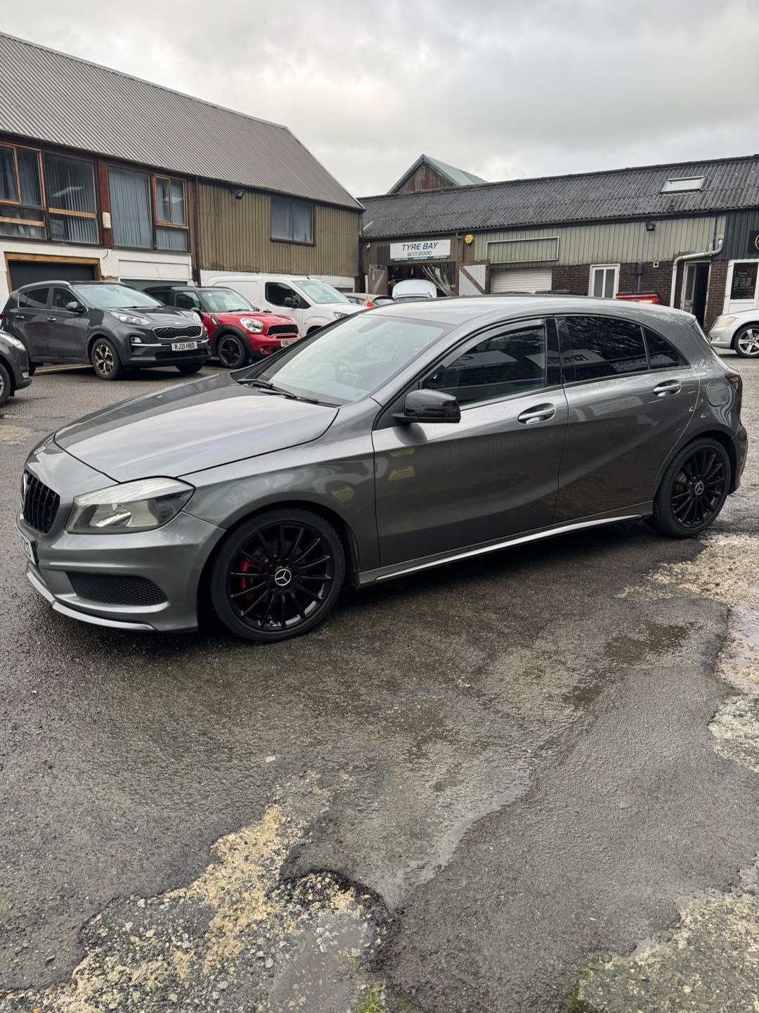 Used Mercedes-Benz A-Class 2014 for sale - 77298642: Photo 2