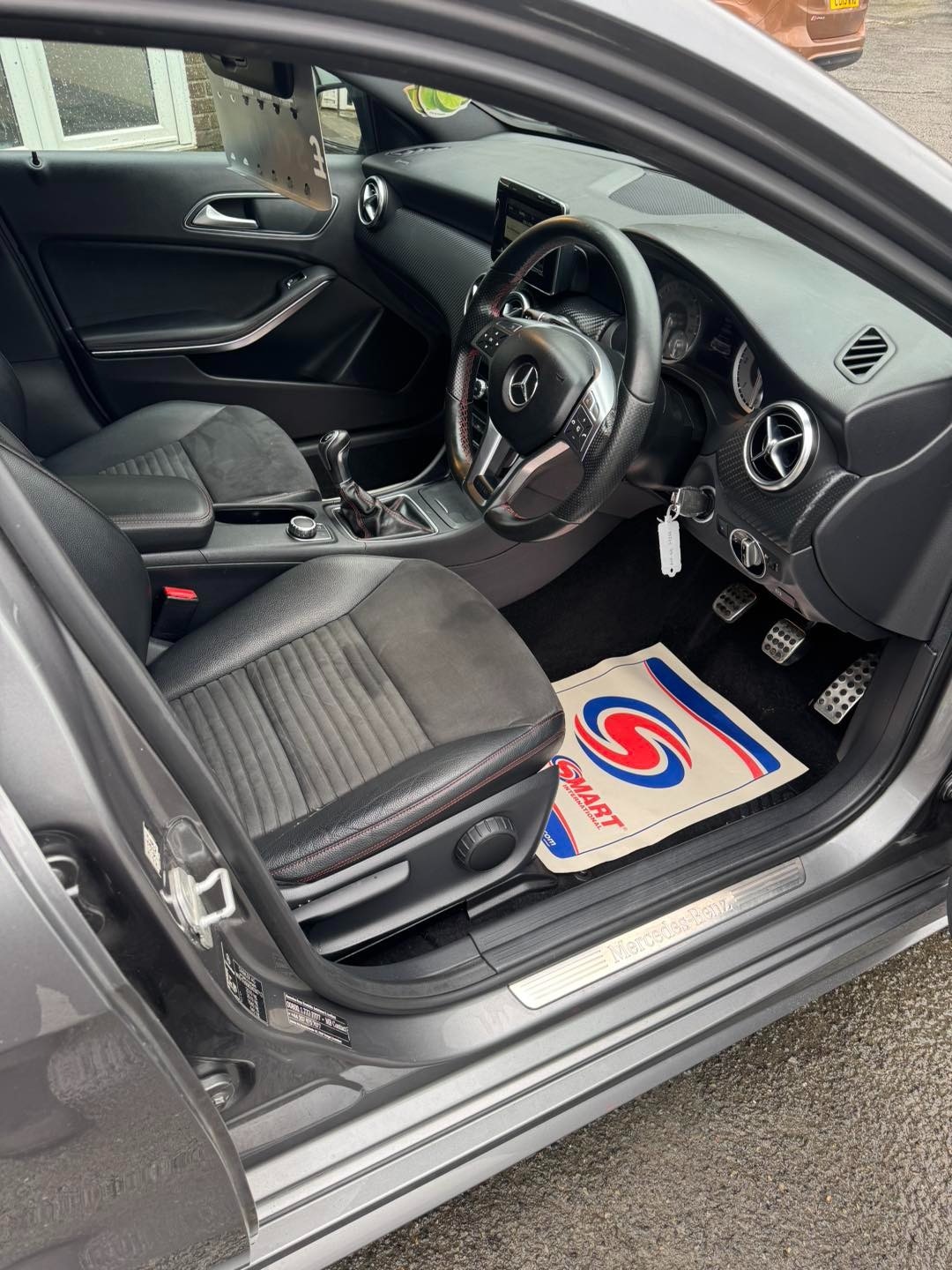 Used Mercedes-Benz A-Class 2014 for sale - 77298642: Photo 6