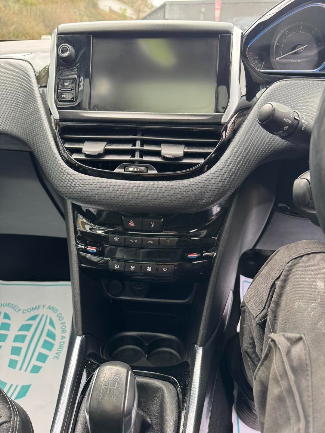 Used Peugeot 2008 2014 for sale - 77931663: Photo 10