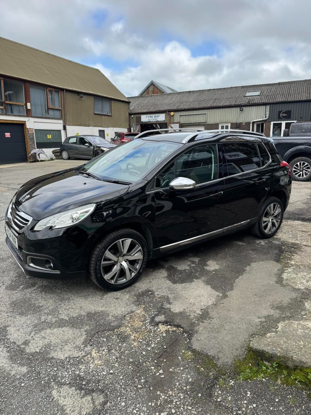 Used Peugeot 2008 2014 for sale - 77931663: Photo 5