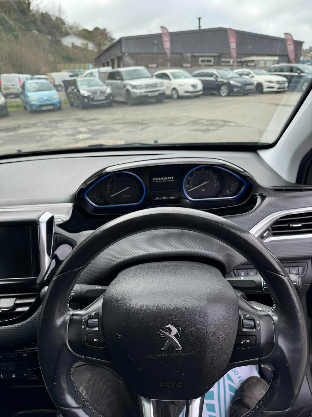 Used Peugeot 2008 2014 for sale - 77931663: Photo 9