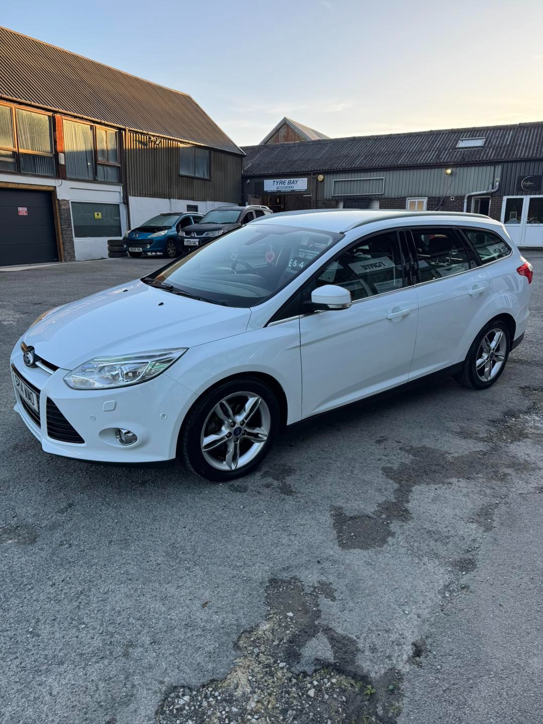 Used Ford Focus 2014 for sale - 76076158: Photo 5