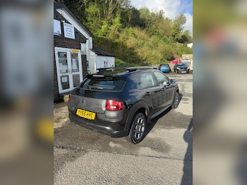 Used Citroen C4 Cactus 2015 for sale - 78310996: Photo