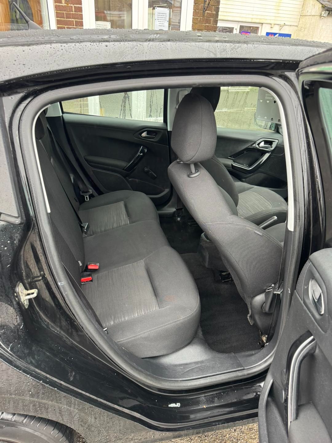 Used Peugeot 208 2014 for sale - 77640058: Photo 7