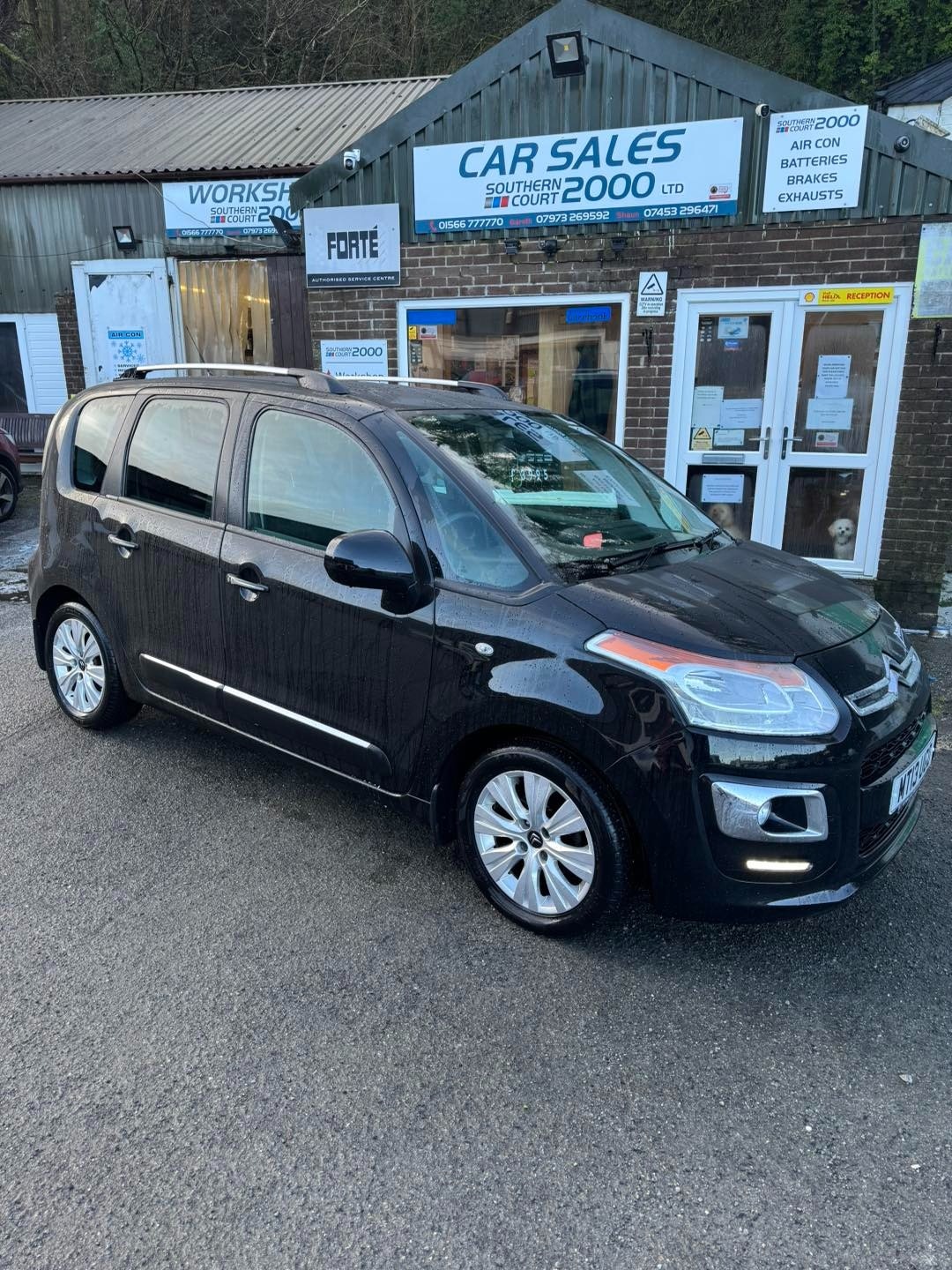 Used Citroen C3 Picasso 2013 for sale - 77541845: Photo 2