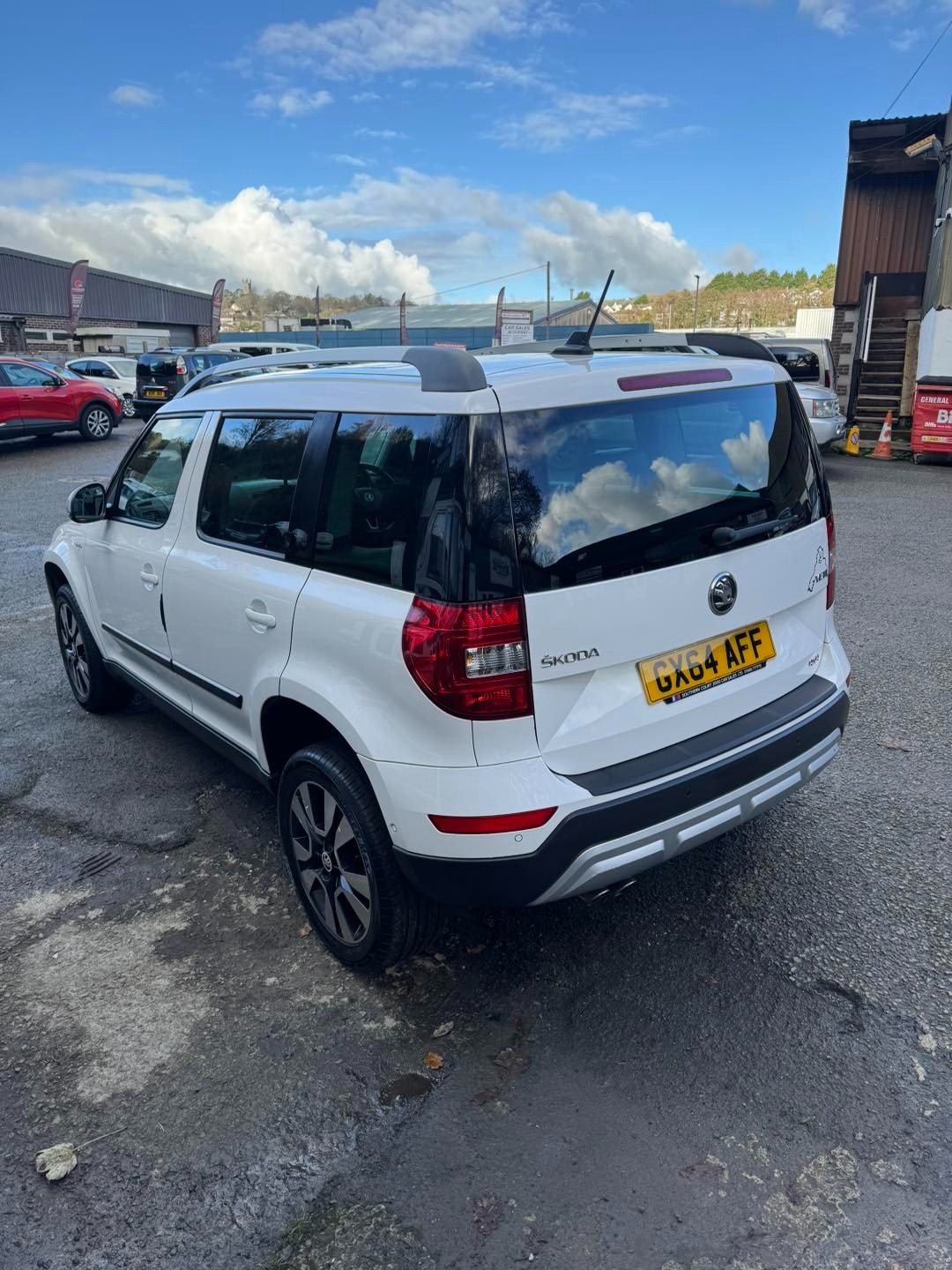 Used Skoda Yeti 2014 for sale - 76693528: Photo 4