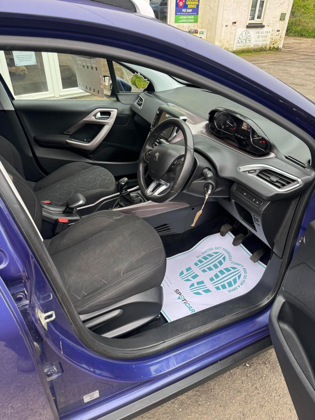 Used Peugeot 2008 2014 for sale - 77997602: Photo 6