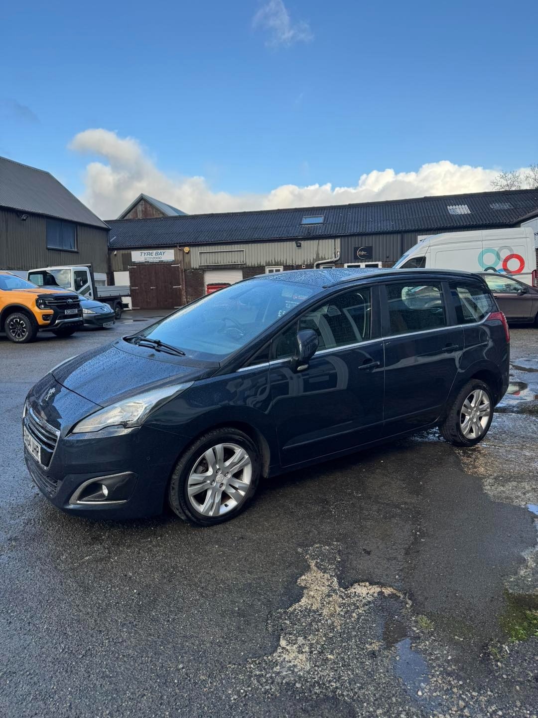 Used Peugeot 5008 2014 for sale - 77578590: Photo 5