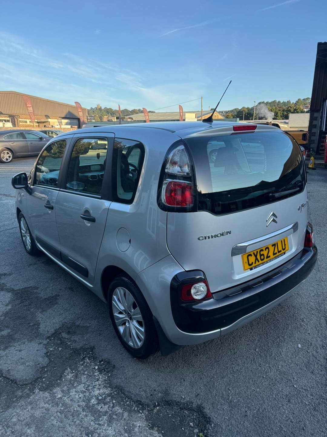 Vehicle 4