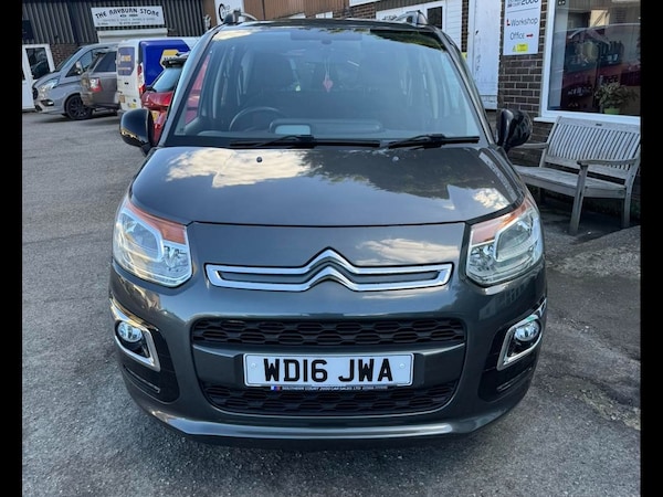 Used Citroen C3 Picasso 2016 for sale - 76077512: Photo 1