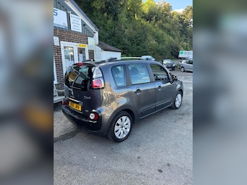 Used Citroen C3 Picasso 2016 for sale - 76077512: Photo 3