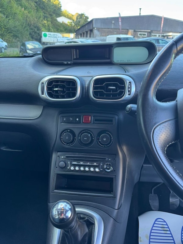 Used Citroen C3 Picasso 2016 for sale - 76077512: Photo 8