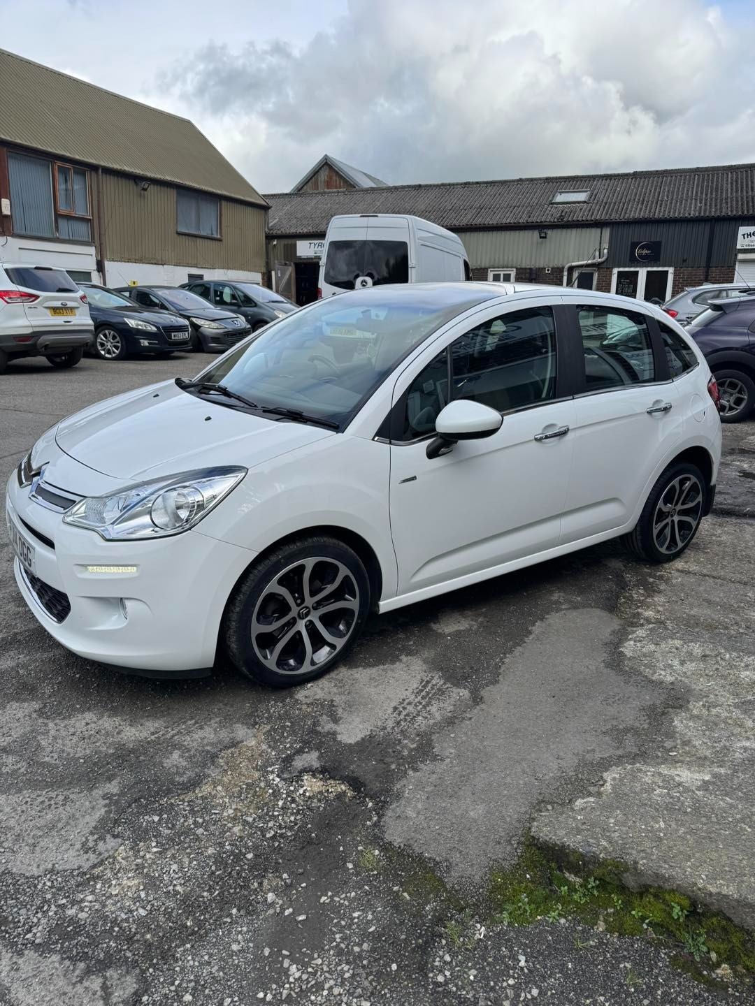 Used Citroen C3 2014 for sale - 77818239: Photo 4