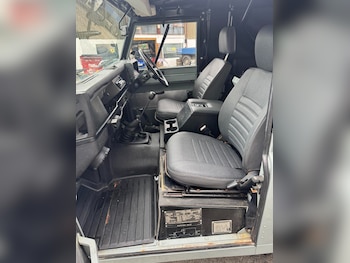 Used Land Rover Defender 110 undefined for sale - 78421048: Photo